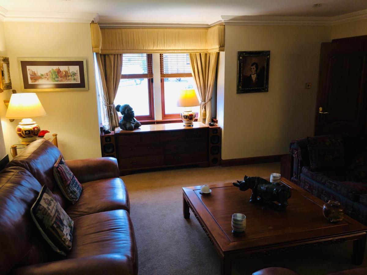 Tranquil Accommodation In A Great Location. Lanark Extérieur photo